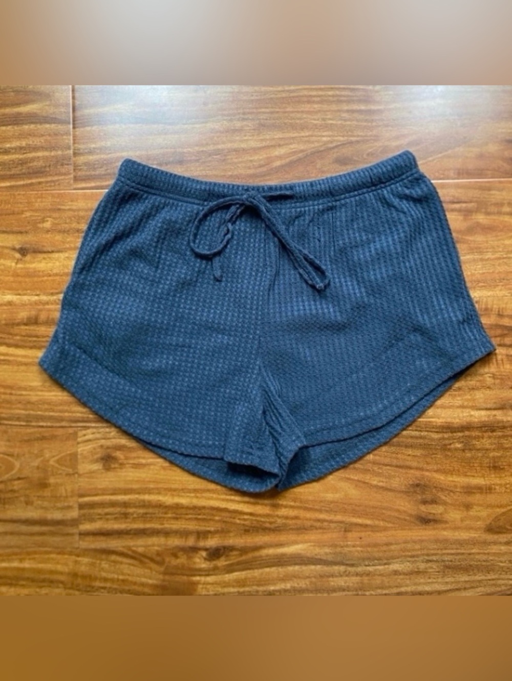 Ekouaer Womens Gray Navy Waffe Knit Drawstring Shorts Size Medium Casual Coastal